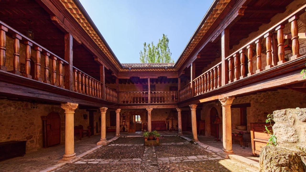 Posada De San Millan Sepulveda Bagian luar foto