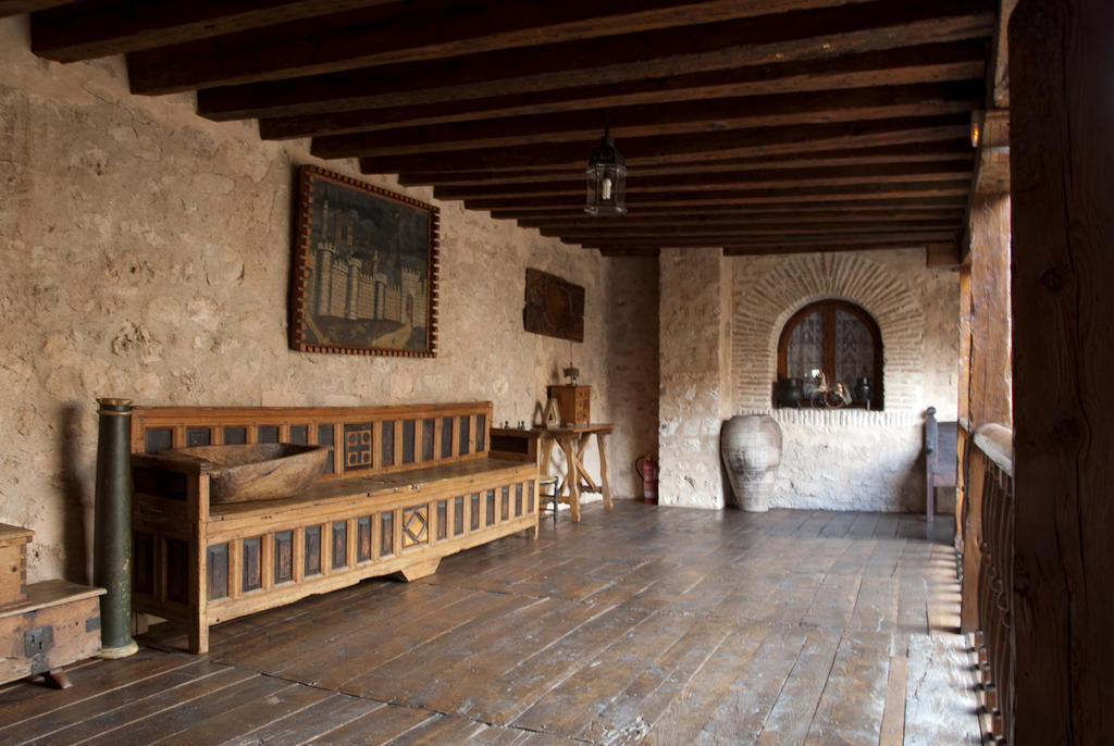 Posada De San Millan Sepulveda Bagian luar foto
