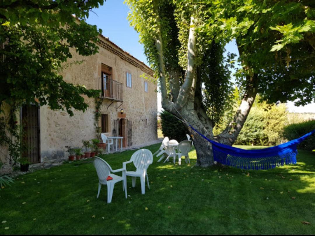 Posada De San Millan Sepulveda Bagian luar foto